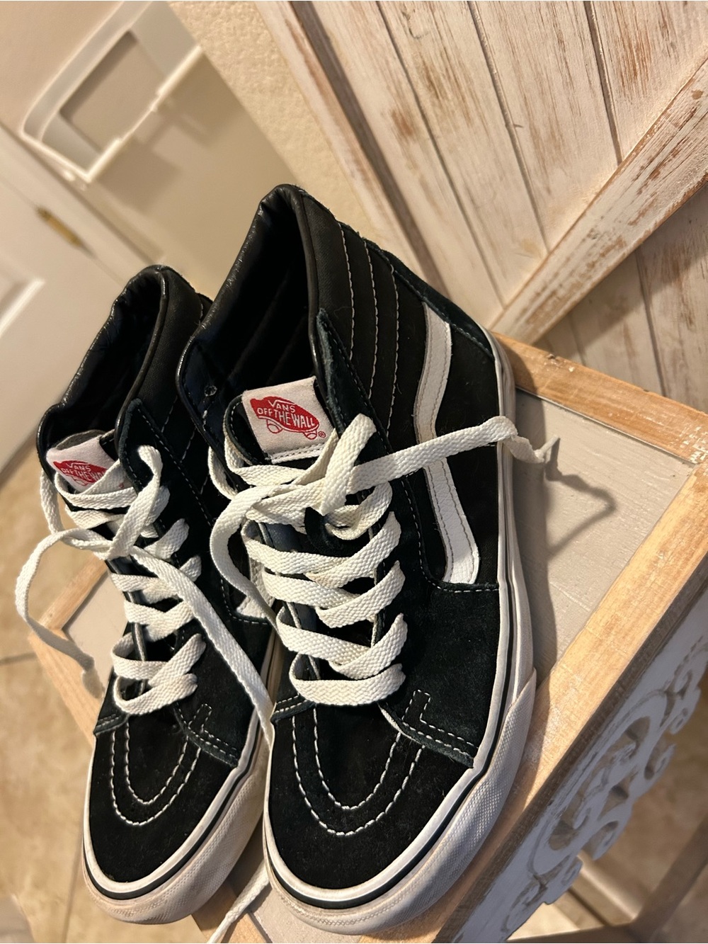 Vans Sk8-Hi Classic High Top Black White Skate Shoes Size youth 5.5 unisex